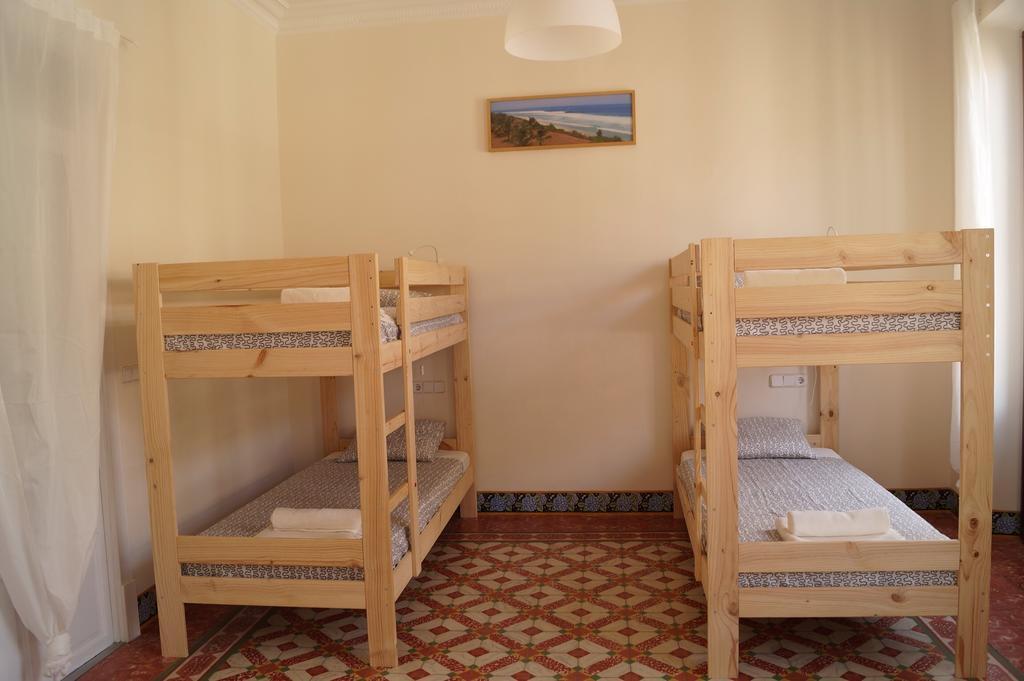 Hostel Pura Vida - Albergue Juvenil Palma de Mallorca Room photo